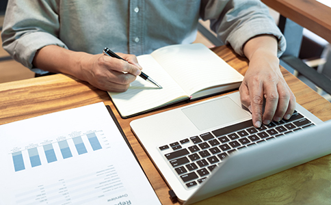 公司注冊代理怎么收費(fèi)？